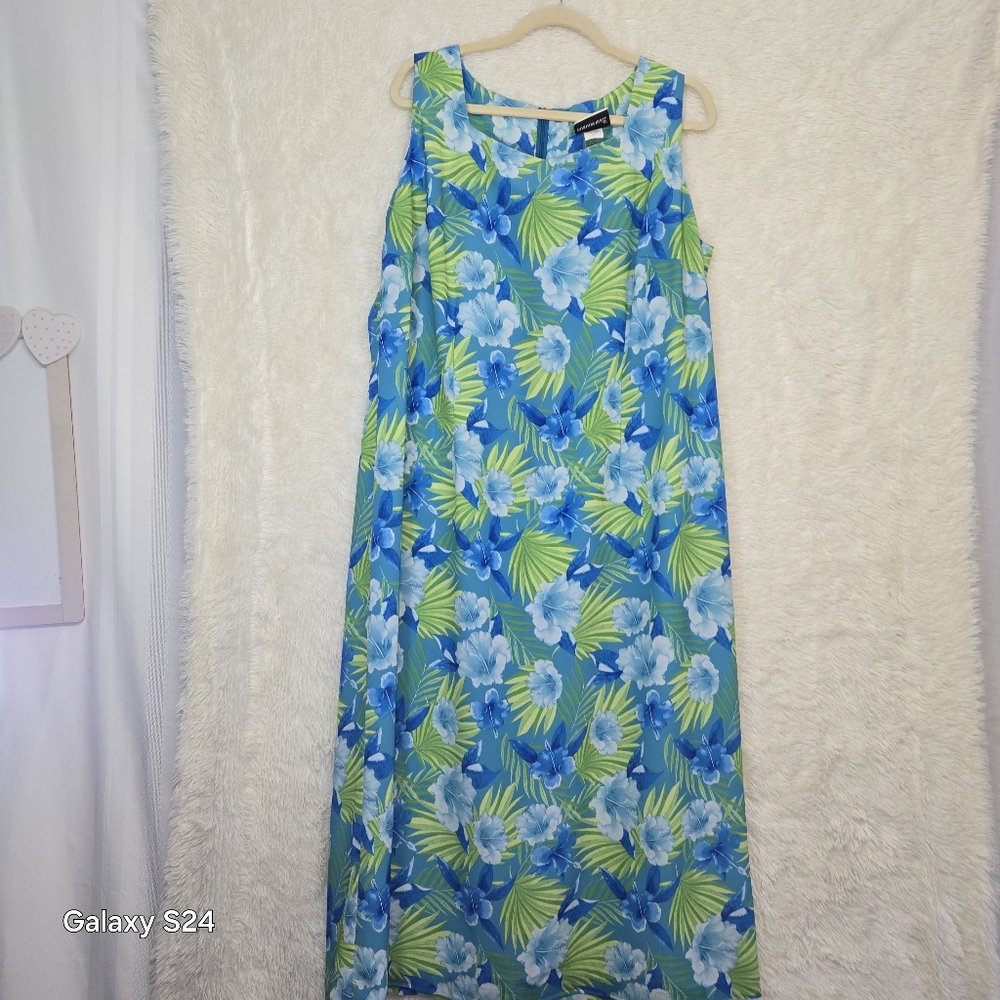 FASHION BUG Floral Blue. and Green Sleeveless Dress SIZE 20